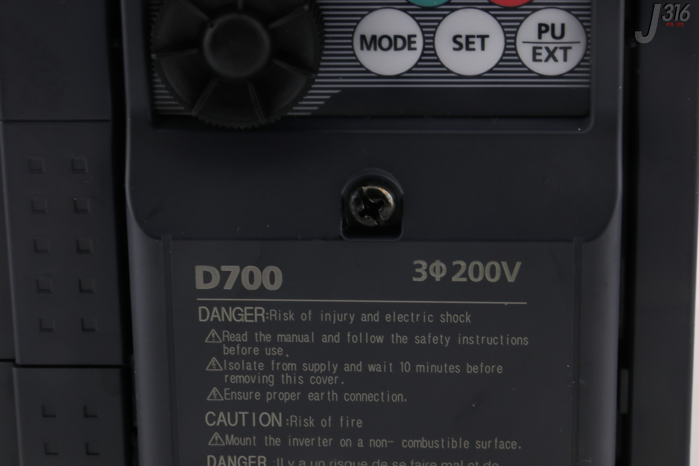 28518 MITSUBISHI ELECTRIC AMAT VARIABLE SPEED FREQUENCY DRIVE INVERTER 28518 mitsubishi electric amat variable speed frequency drive inverter